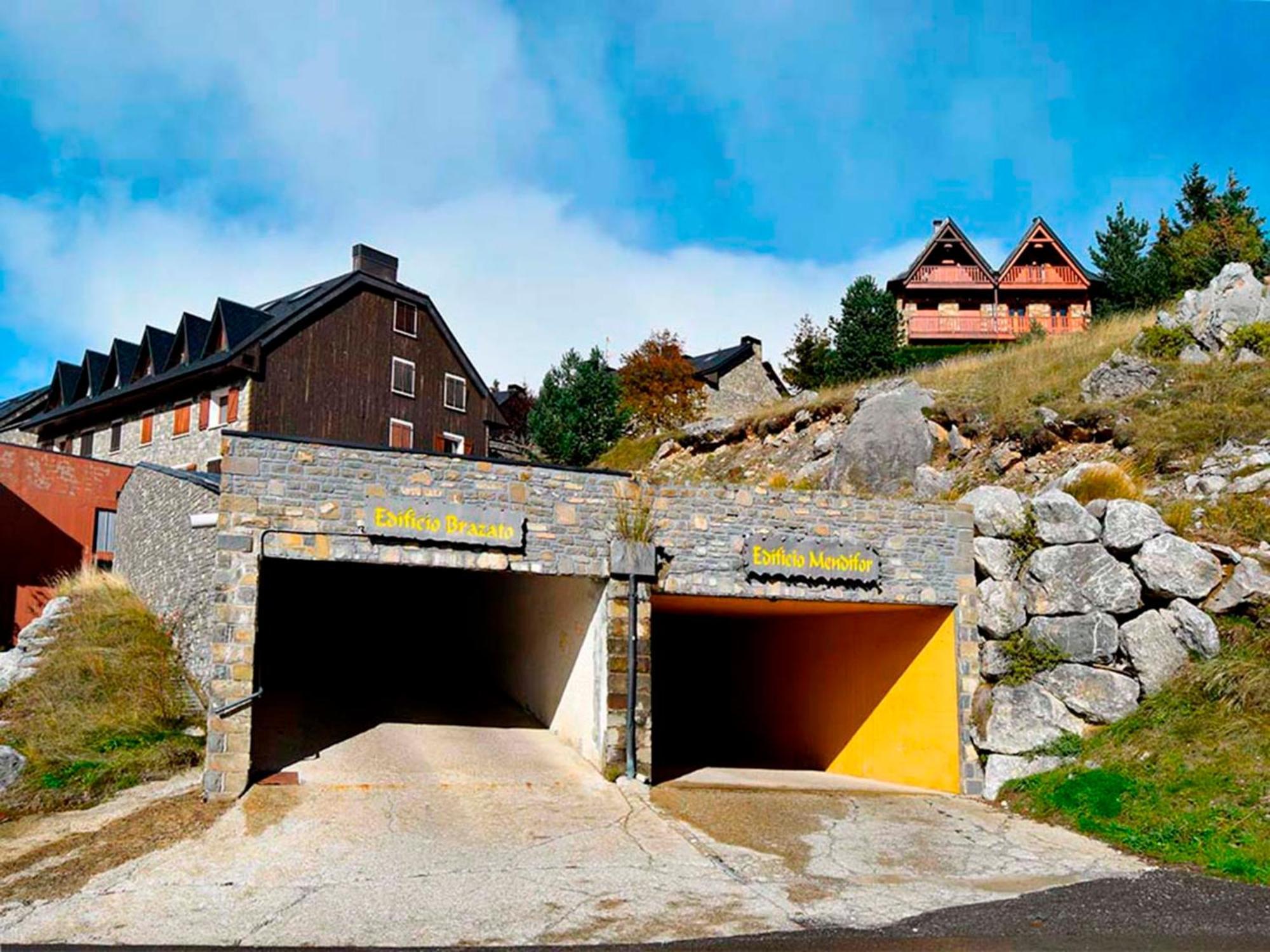 Apartamentos 3000 Formigal Exterior photo